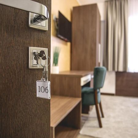 Vila Mb Рума Екстериор снимка