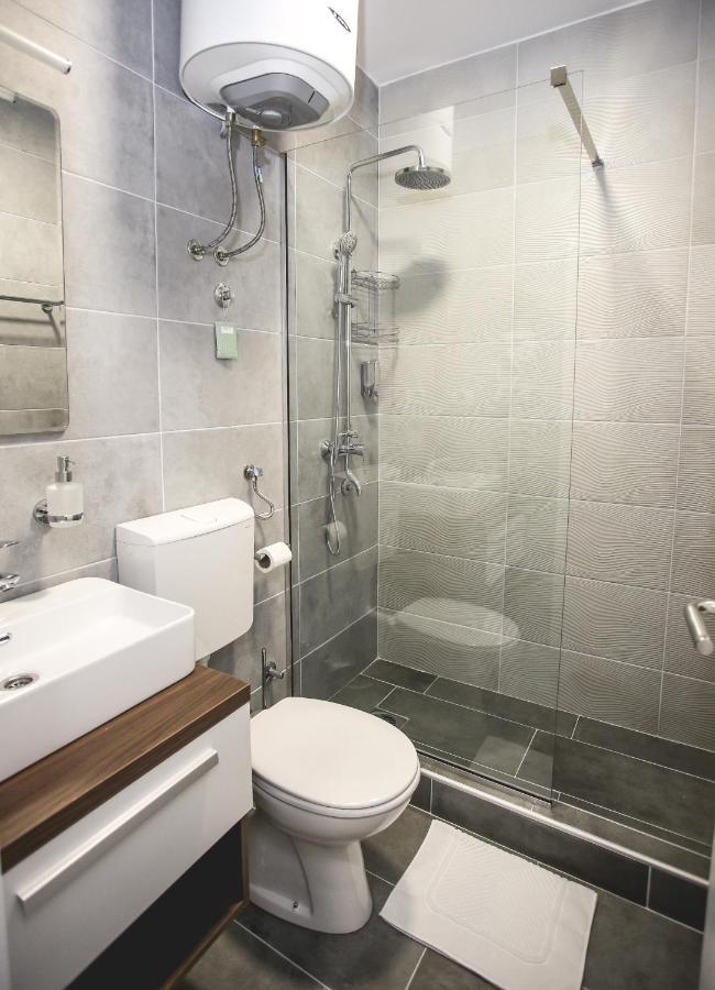 Vila Mb Рума Екстериор снимка