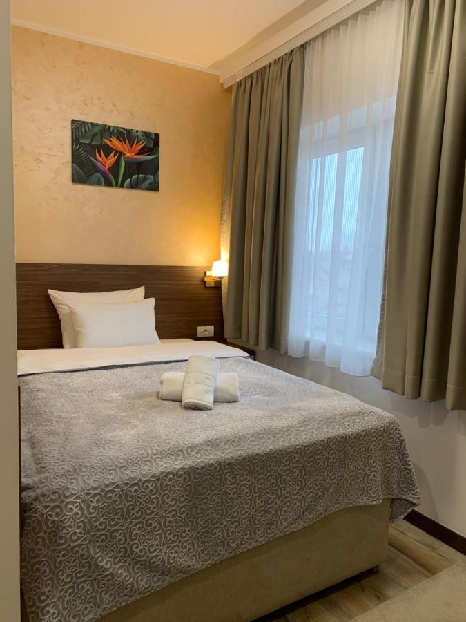 Vila Mb Рума Екстериор снимка